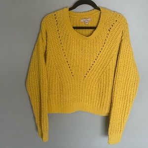 Long sleeve soft top